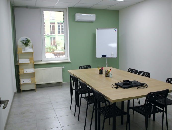 аудитория 4 школы английского в Комфорт-Тауне аудитория 4 школы английского в Комфорт-Тауне