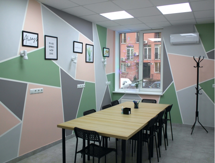 аудитория 2 школы английского в Комфорт-Тауне аудитория 2 школы английского в Комфорт-Тауне